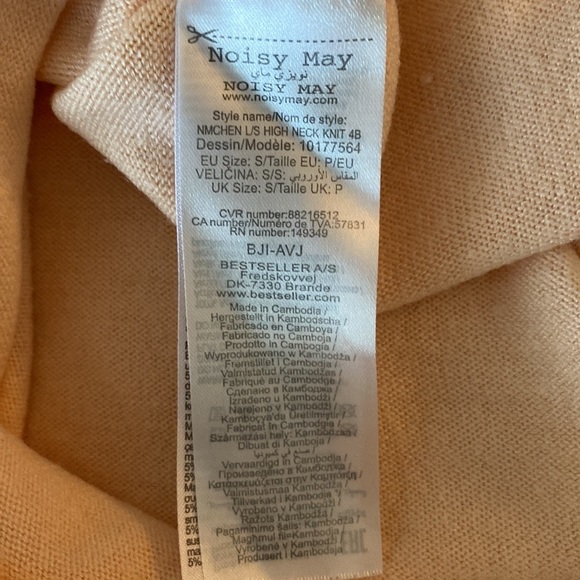 Noisy May Soft Pink Sweater Size Small - Picture 5 of 8